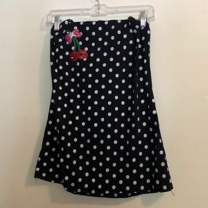 Polka dots and skull cherry tube top